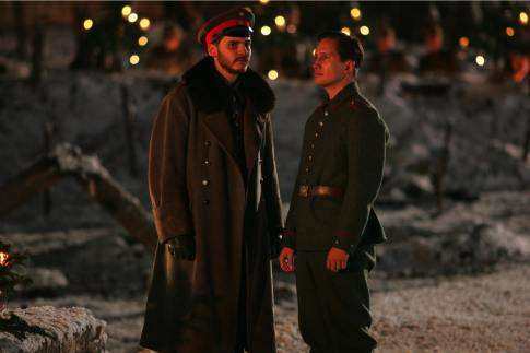 فیلم کریسمس مبارک با زیرنویس فارسی چسبیده Joyeux Noel 2005